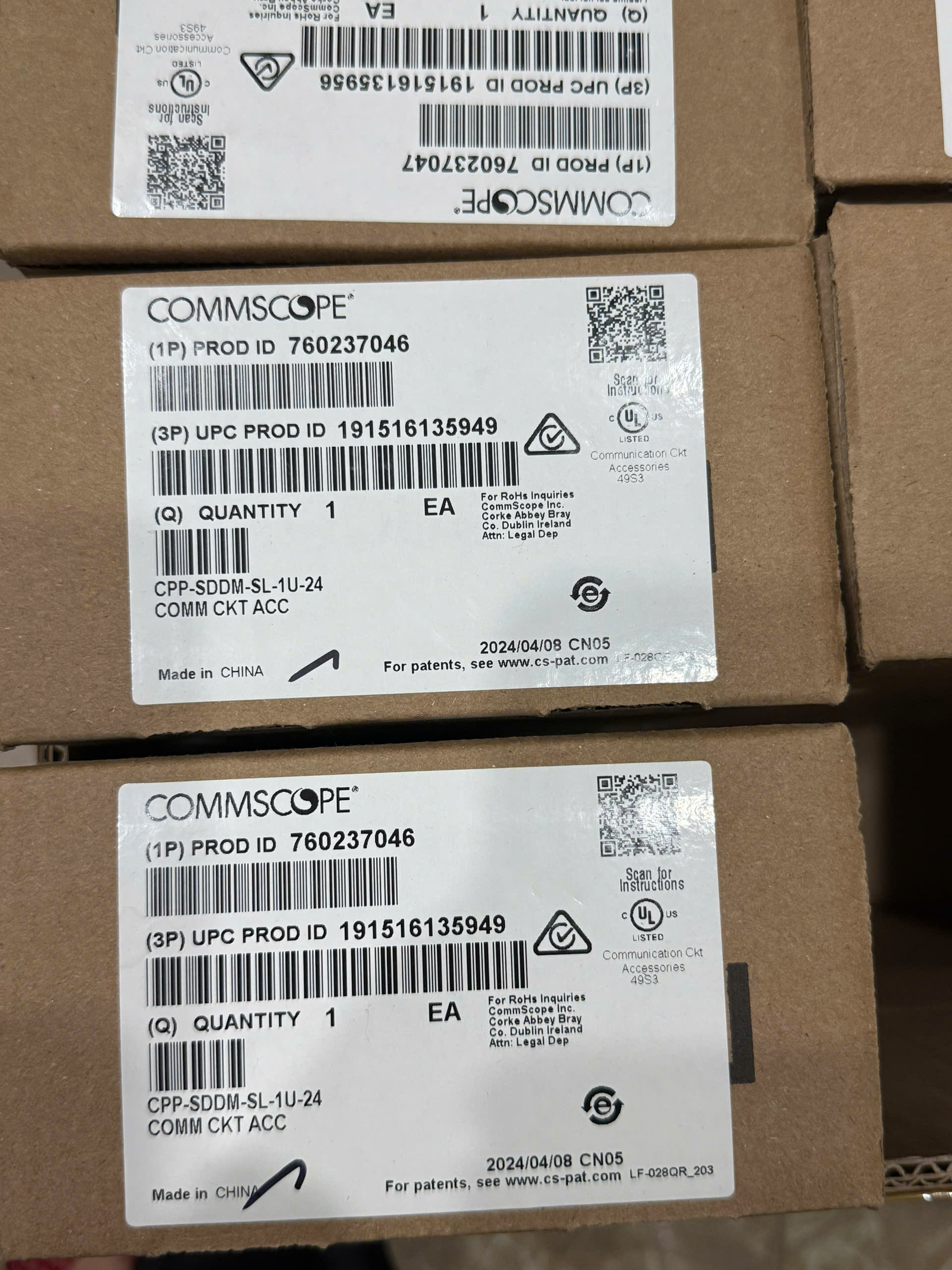 Thanh đấu nối 24 cổng Cat6A, STP, CPP-SDDM-SL-1U-24 port 760237046