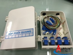 Hộp phối quang ODF 8Fo ngoài trời vỏ nhựa đầy đủ phụ kiện